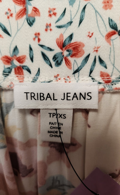 Tribal Women's Size XS White Floral 3/4 Sleeve Top