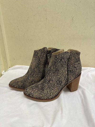 Mia Women's Size 10 leopard print Boots Shoes