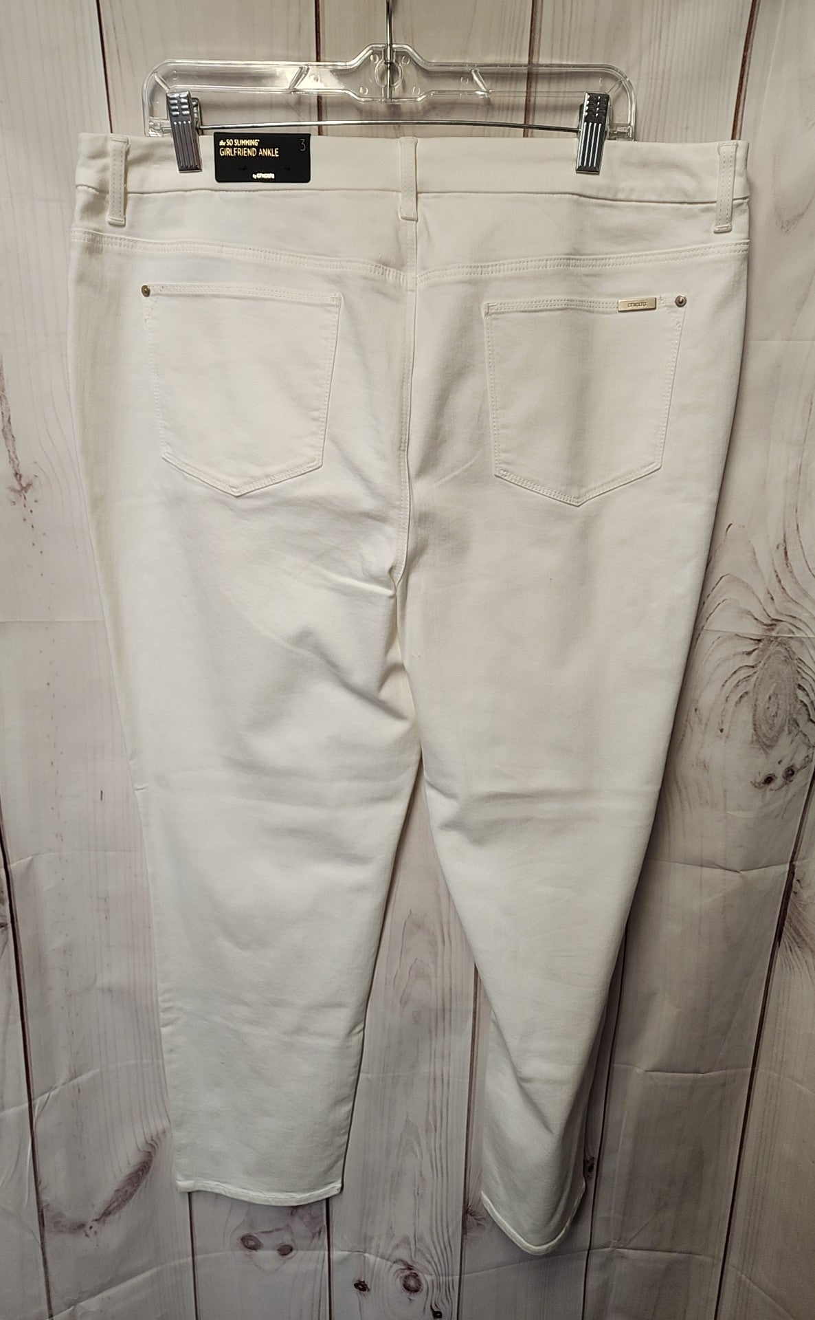 NWT Chico's Women's Size 33 (15-16) White Jeans Girlfriend Ankle