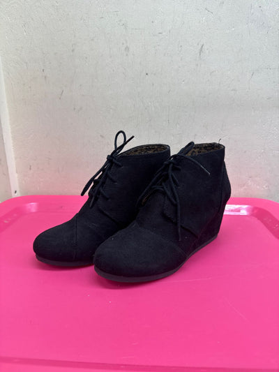 Marco Republic Women's Size 8-1/2 Black Pumps