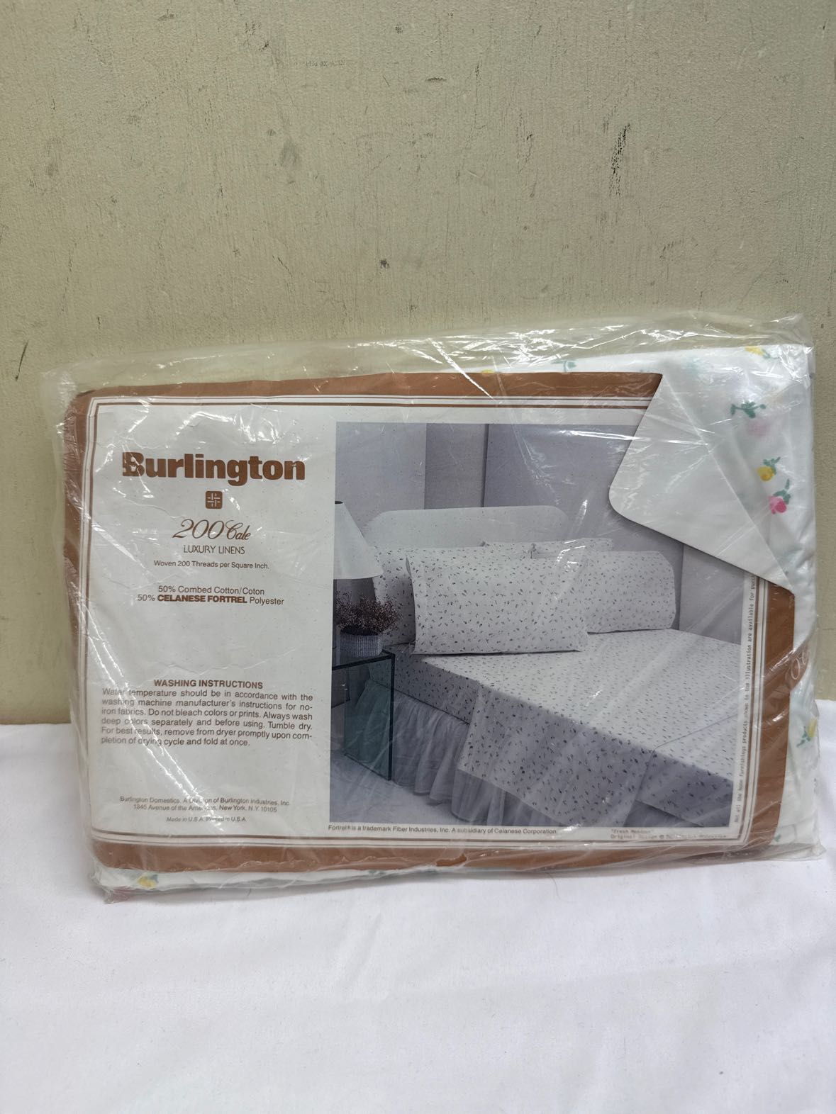 NIB Burlington Queen Flat Sheets