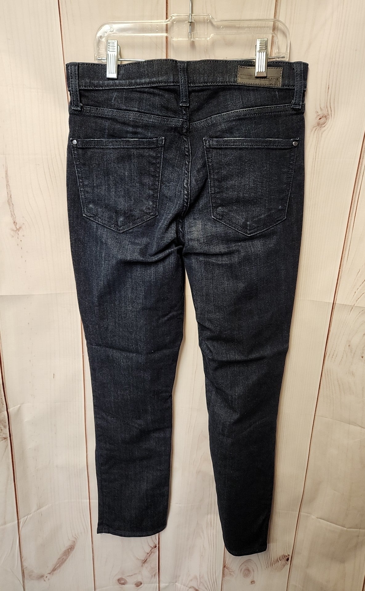 DKNY Women's Size 26 (1-2) Blue Jeans Soho Crop