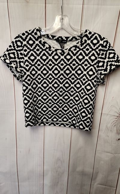 Aqua Women's Size S Black & White Short Sleeve Top