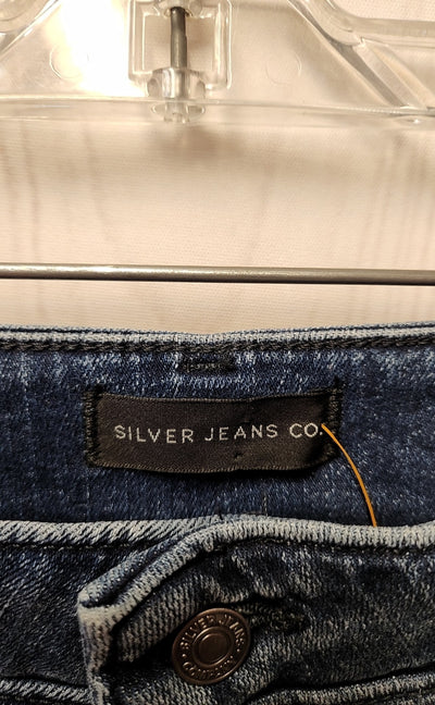 Silver Women's Size 29 (7-8) Blue Jeans Avery Skinny