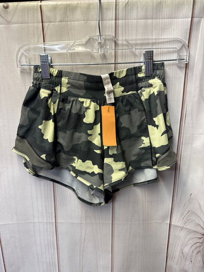 Lululemon Women's Size 4 Camo Active Shorts