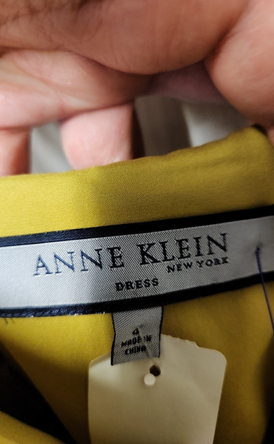 NWT Anne Klein Women's Size 4 Green Dress