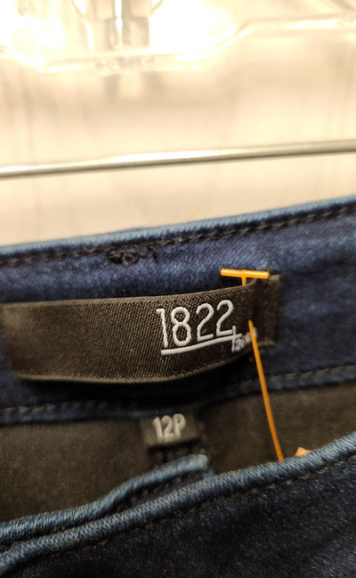 1822 Women's Size 31 (11-12) Petite Blue Jeans