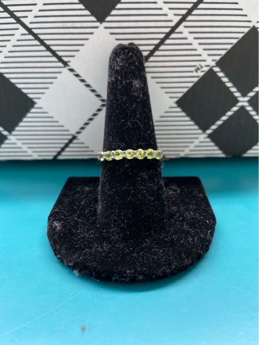 316L Stainless Steel Silver Size 9 Green Stone Ring