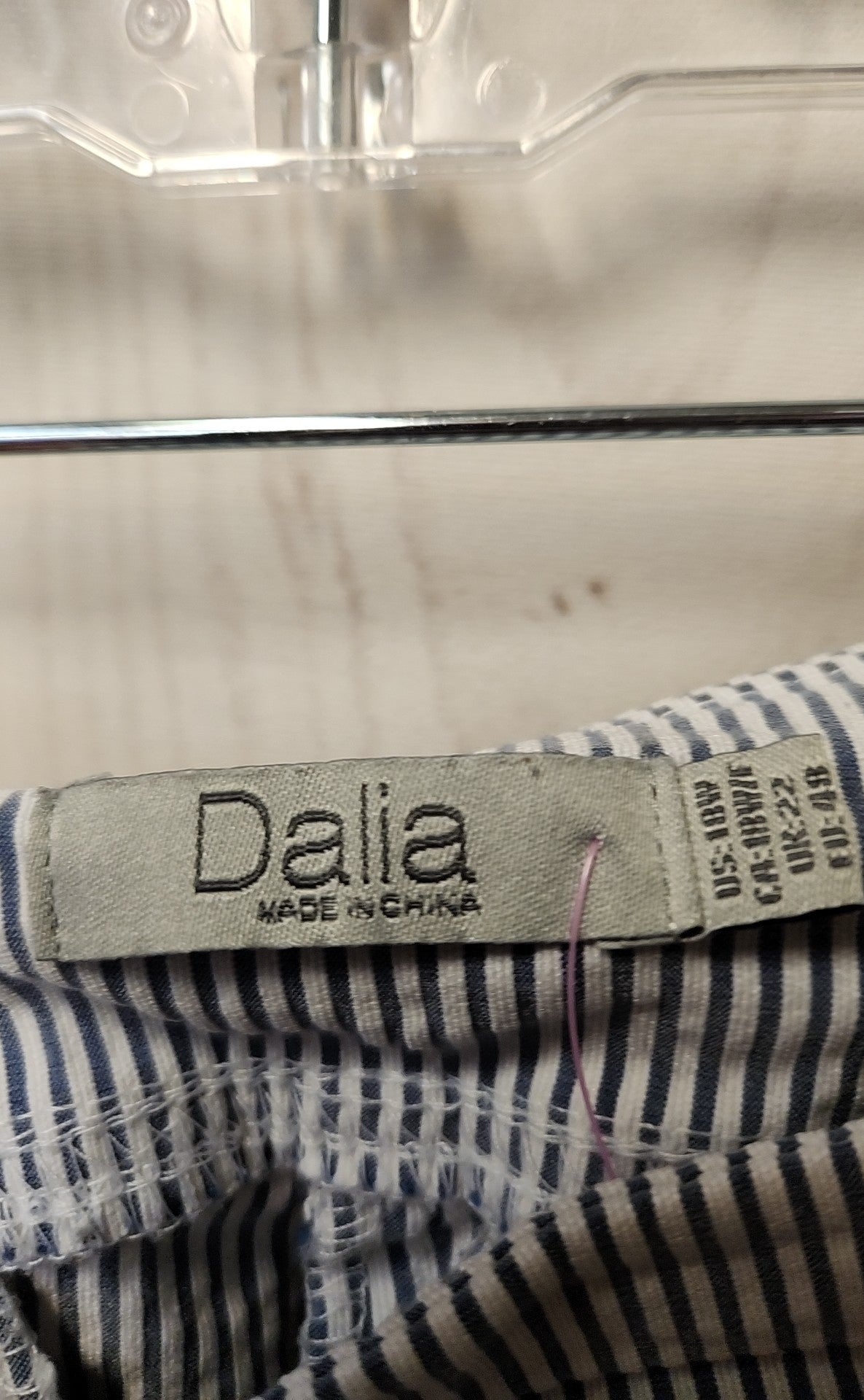 Dalia Women's Size 18 Blue & White Stripe Pants