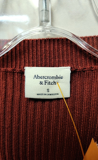 Abercrombie & Fitch Women's Size S Red Sweater