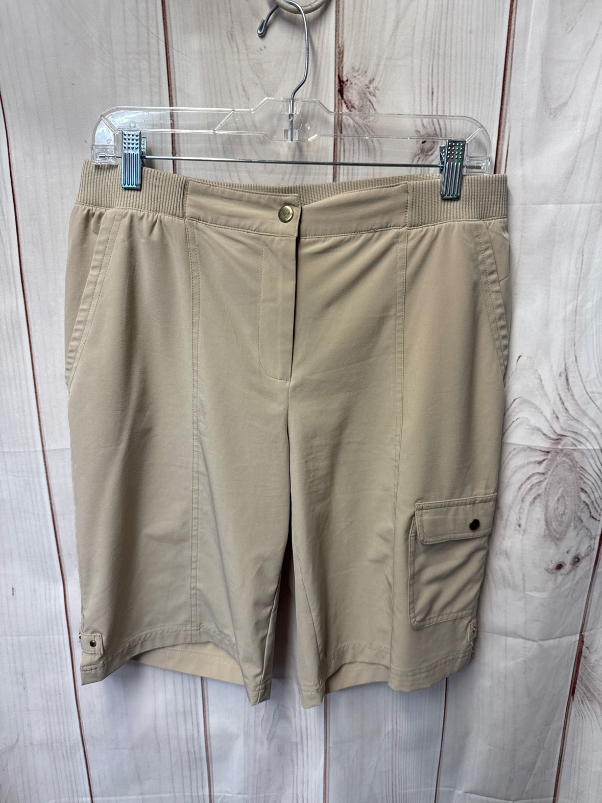 Zenergy - Chico's Women's Size 1 = US 8 Beige Shorts