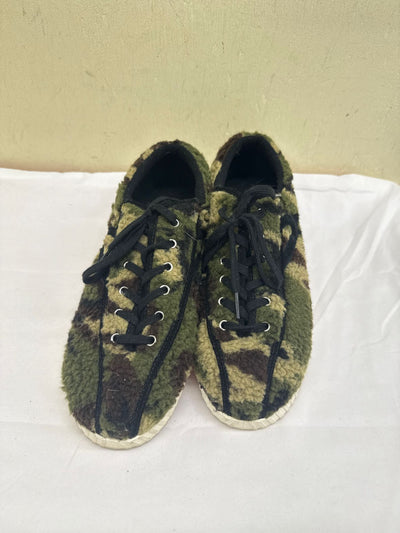 Tretorn Women's Size 11 Green Sneakers
