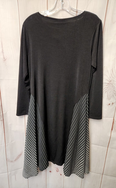 NWT Niche Women's Size M Black Dress
