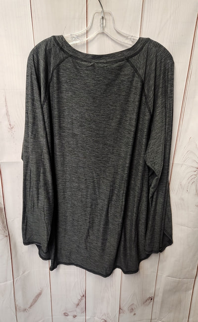 Malibu Women's Size 2X Gray Long Sleeve Top