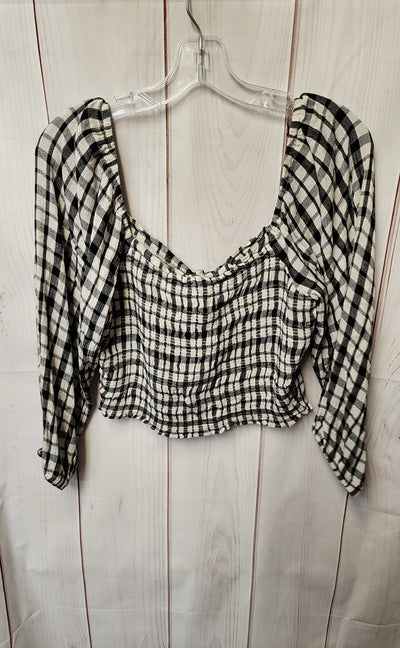 American Eagle Women's Size M White & Black 3/4 Sleeve Top