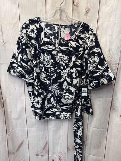 NWT Tommy Hilfiger Women's Size XL Navy Floral Short Sleeve Top