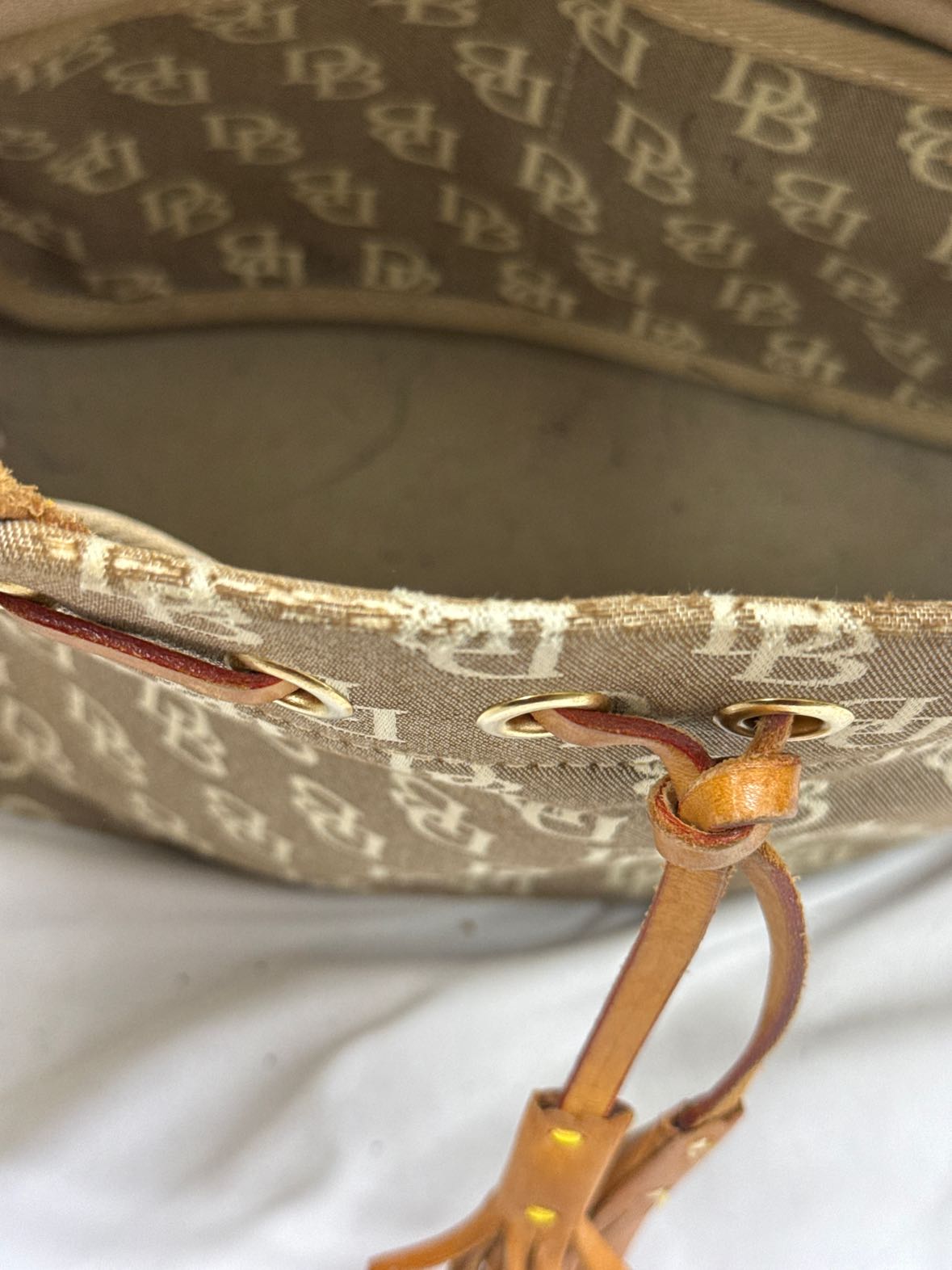 VTG Dooney & Bourke Gray Canvas Tote Bag AS IS - wear on corners