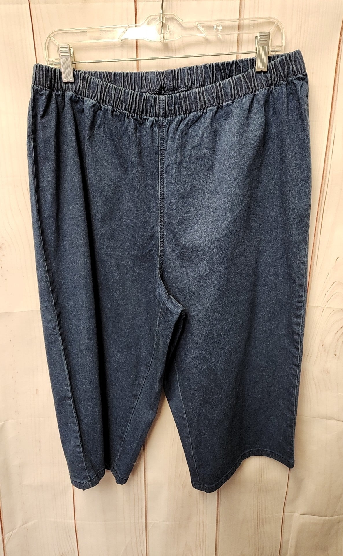 Catherines Women's Size 1X Blue Capris