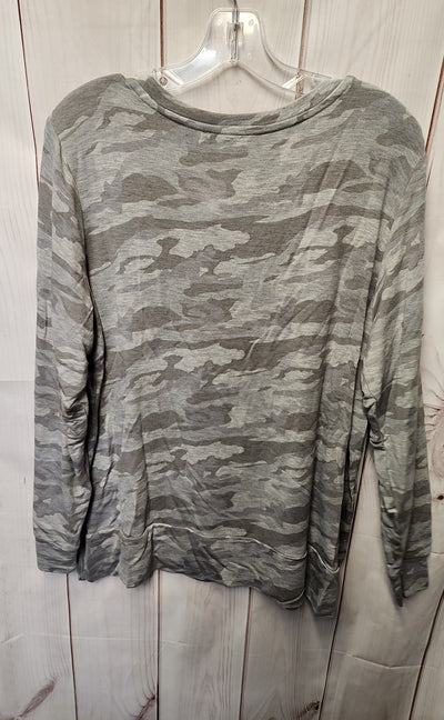 NWT Workshop Women's Size 2X Gray Camo Long Sleeve Top
