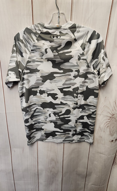 Under Armour Boy's Size 10/12 Gray Shirt