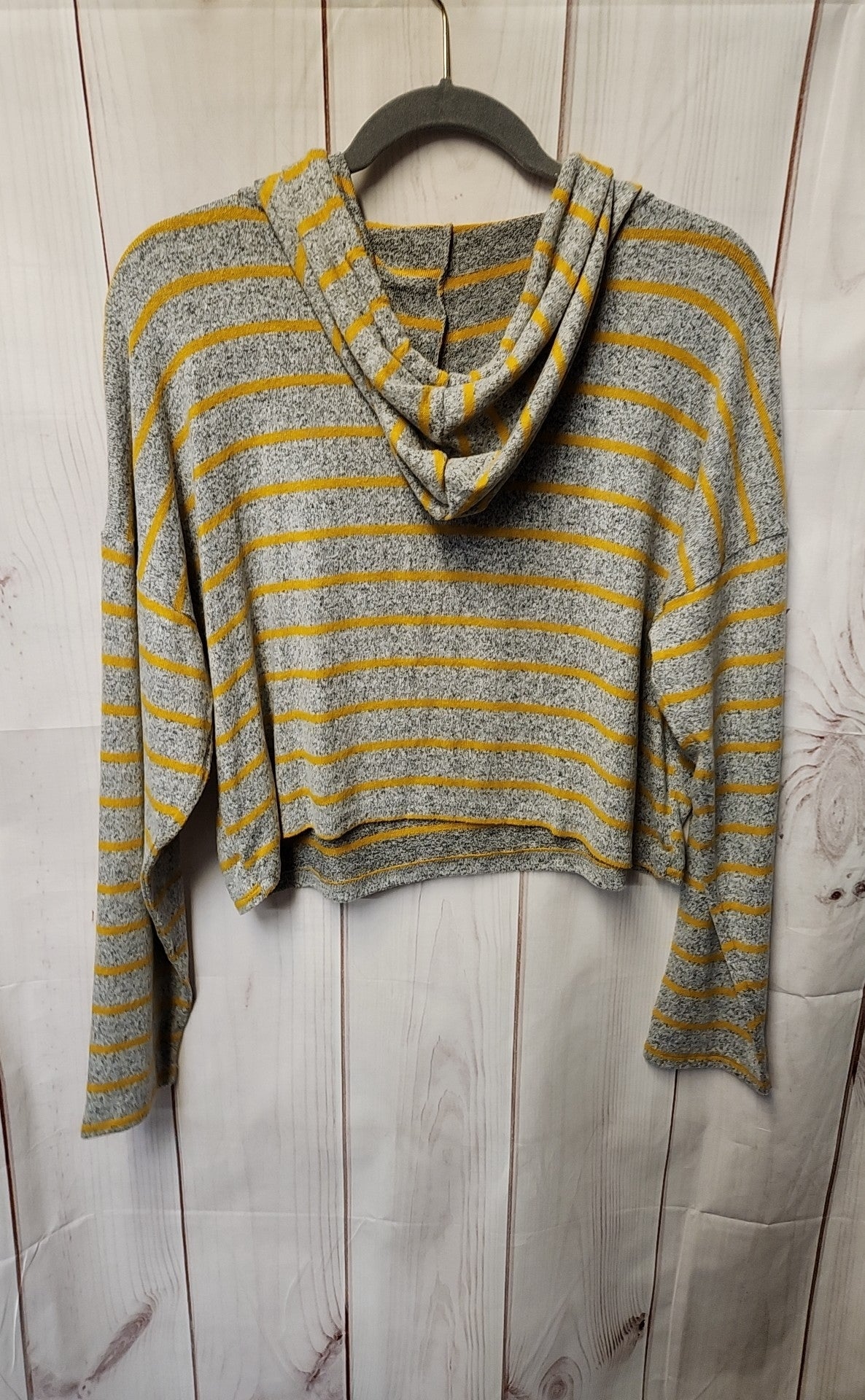 Caution to the Wind Women's Size L Gray Sweatshirt