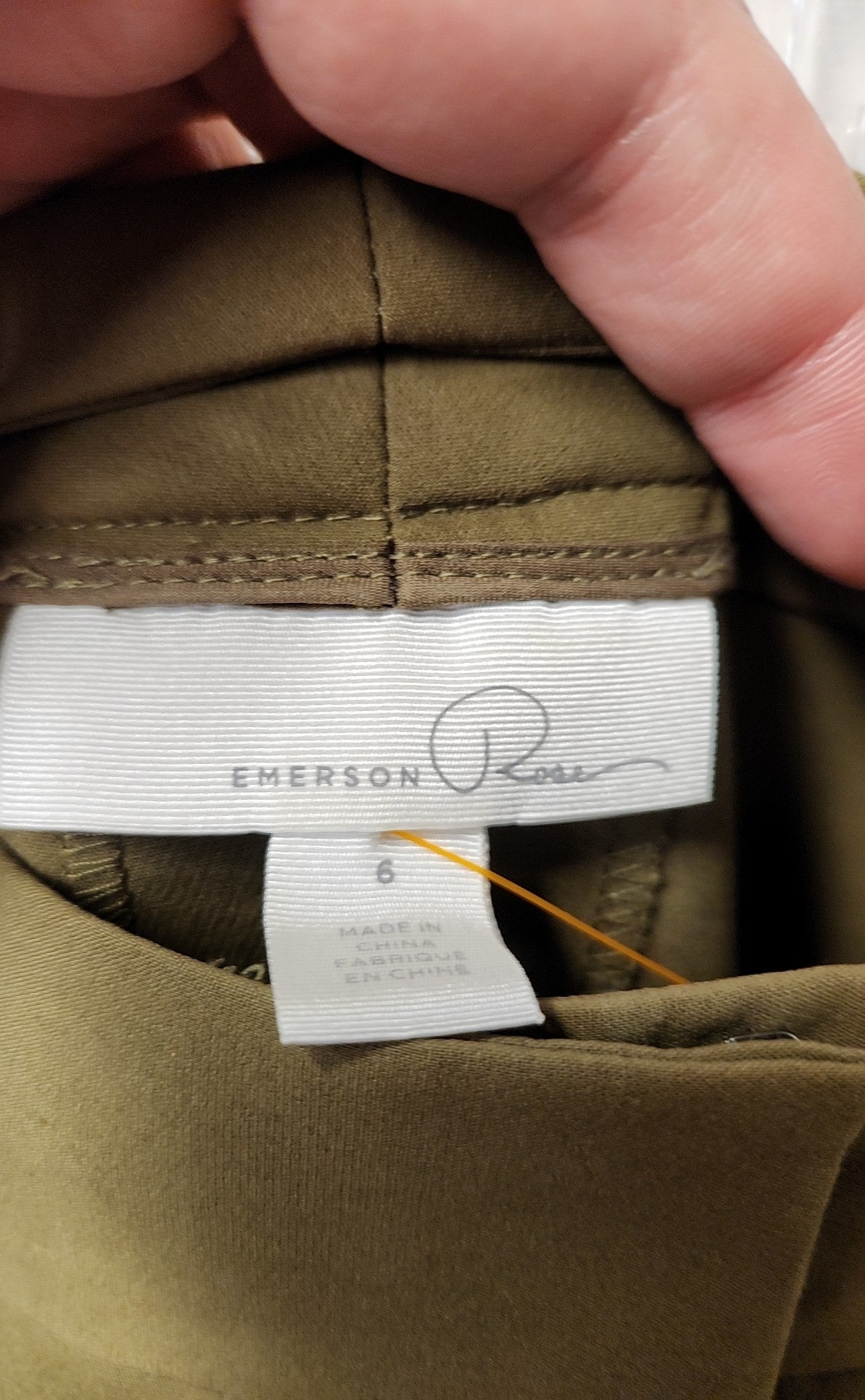 Emerson Rose Women's Size 6 Olive Green Pants