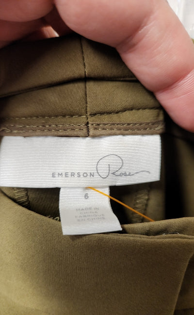 Emerson Rose Women's Size 6 Olive Green Pants