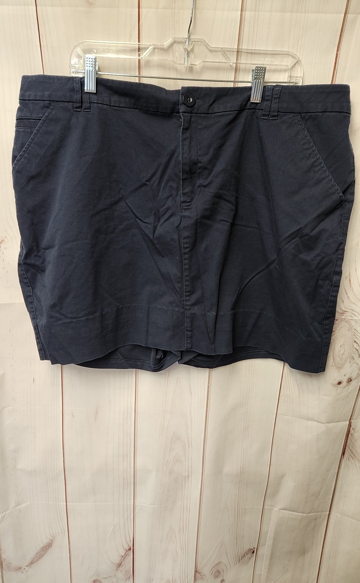 CJ Banks Women's Size 20 Navy Skorts