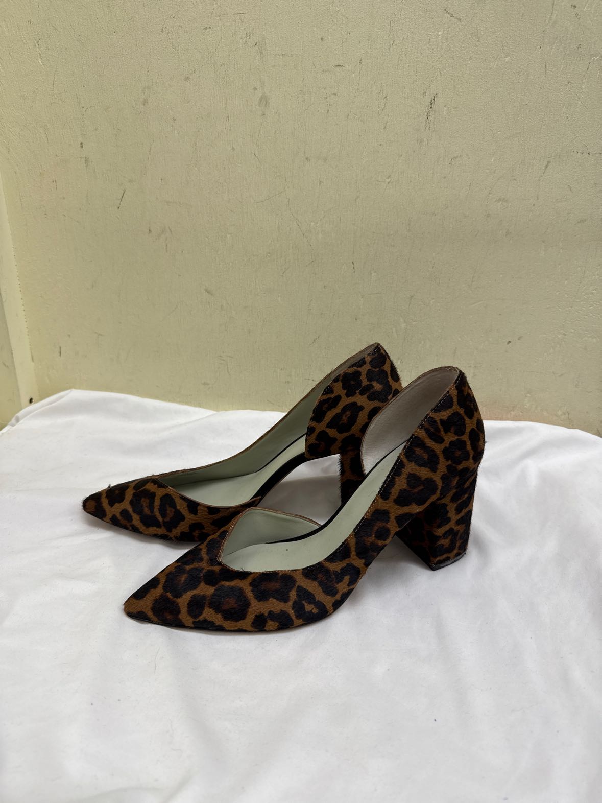 1State Women's Size 9 leopard print Pumps Shoes