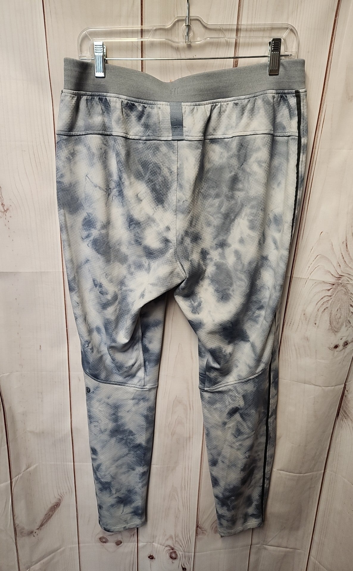 Lululemon Men's Size L Blue Pants
