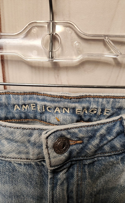 American Eagle Women's Size 31 (11-12) Blue Jeans Mom Jean