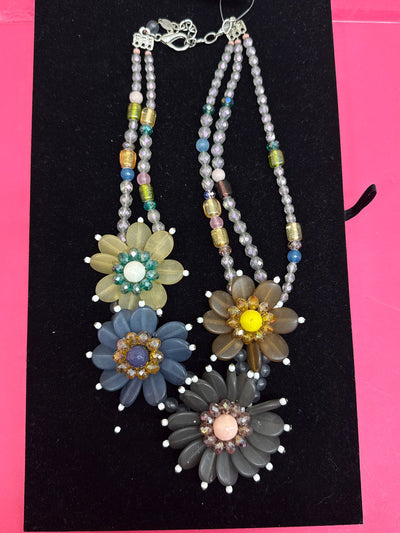 VTG Margherita Buonanno Italy Lucite Multi-Color Flower Beaded Necklace