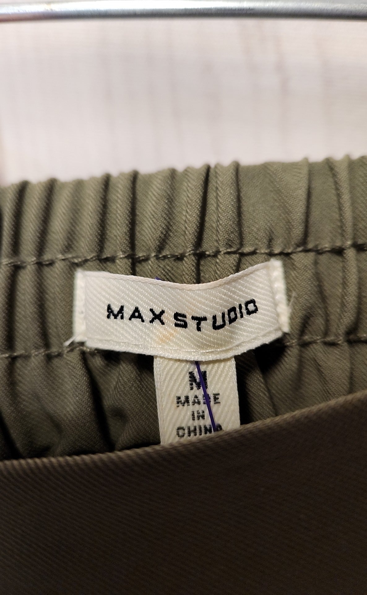 Max Studio Women's Size M Olive Green Pants