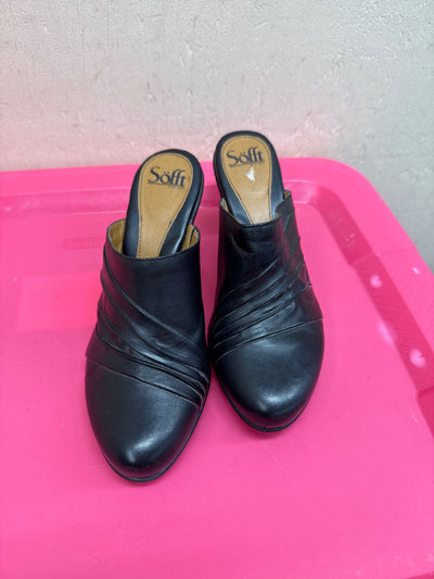 Sofft Women's Size 8-1/2 Black Leather Pumps