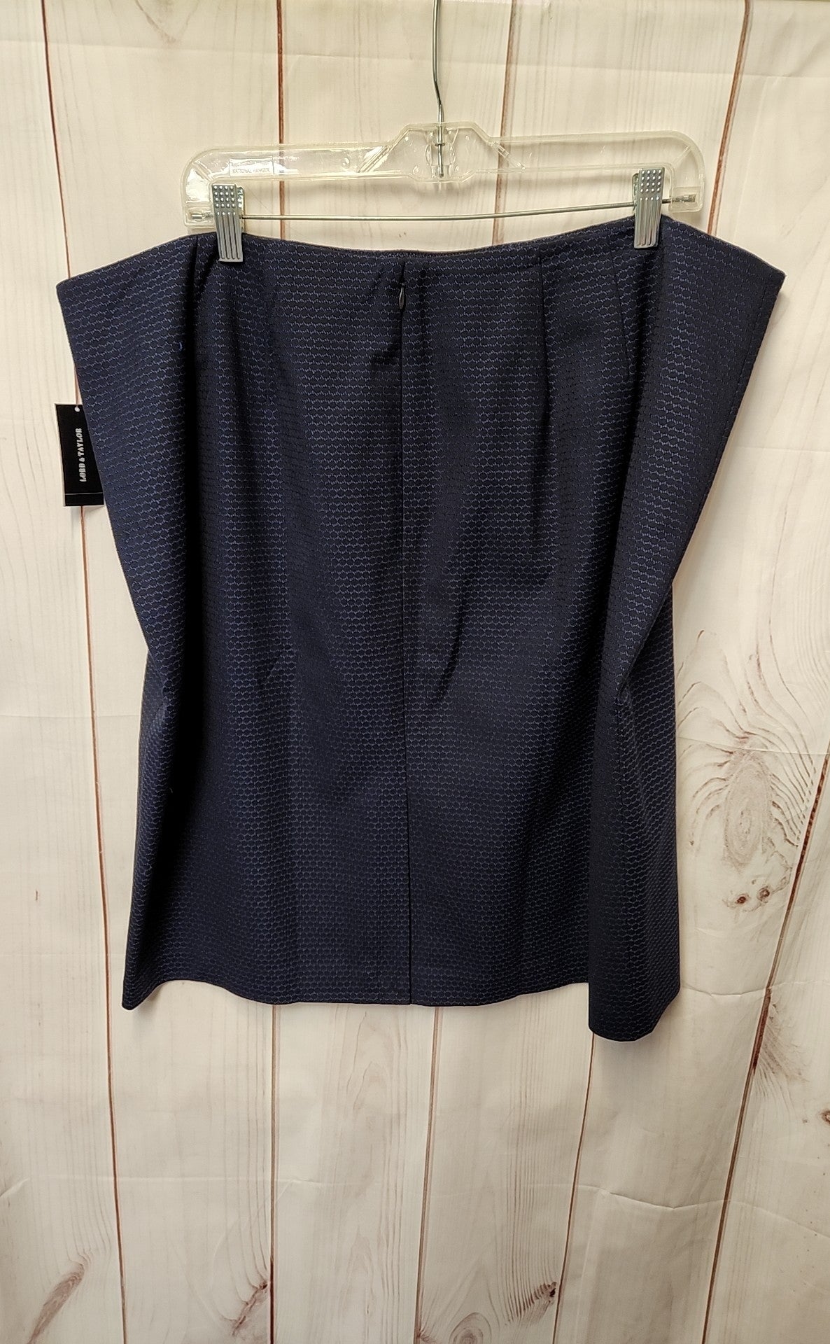 NWT Lord & Taylor Women's Size 18 Navy Skirt