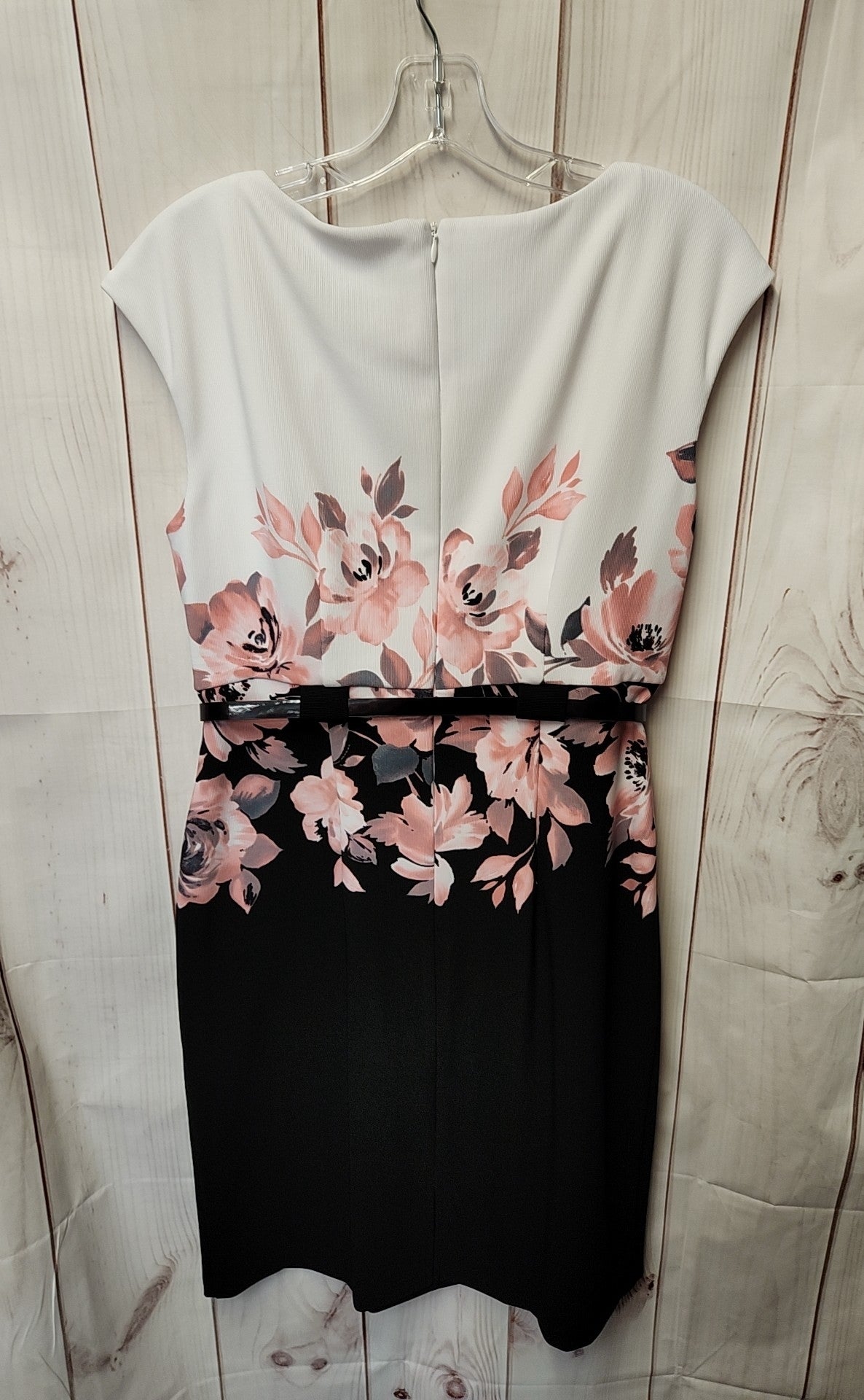 Connected Women's Size 12 Petite White & Black Floral Dress