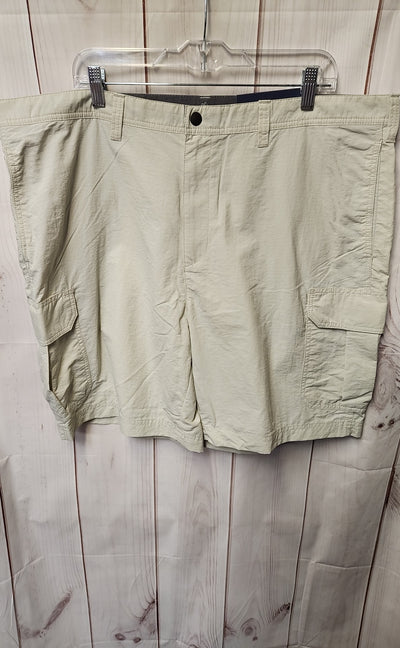 NWT Croft & Barrow Men's Size 42 Beige Shorts
