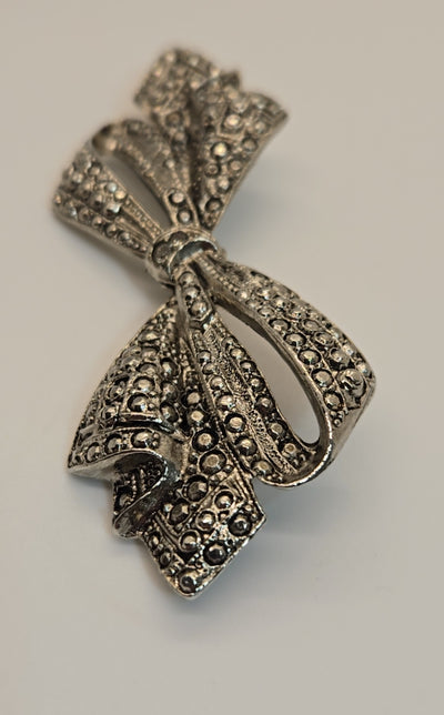 Silver Bow Brooch Pin