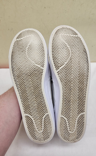 Nike Men's Size 8-1/2 White Sneakers Shoes FD6924 Blazer Mid 77