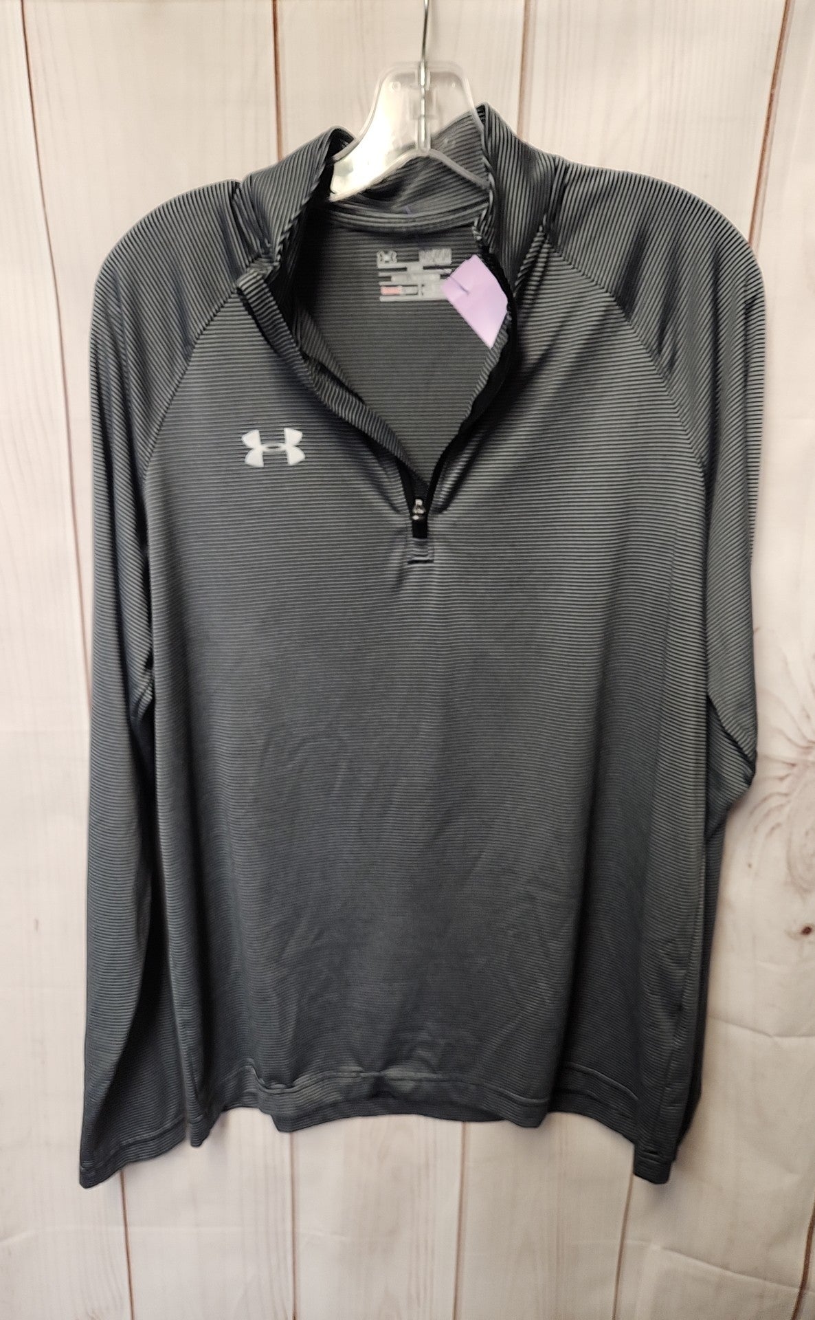 Under Armour Men's Size M Black Shirt