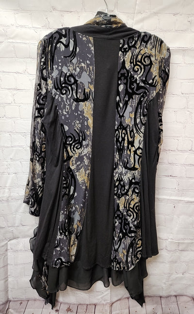 Aris. A Women's Size M Black Cardigan