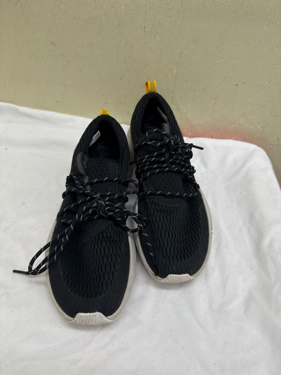 Sorel Women's Size 9-1/2 Black Sneakers Shoes