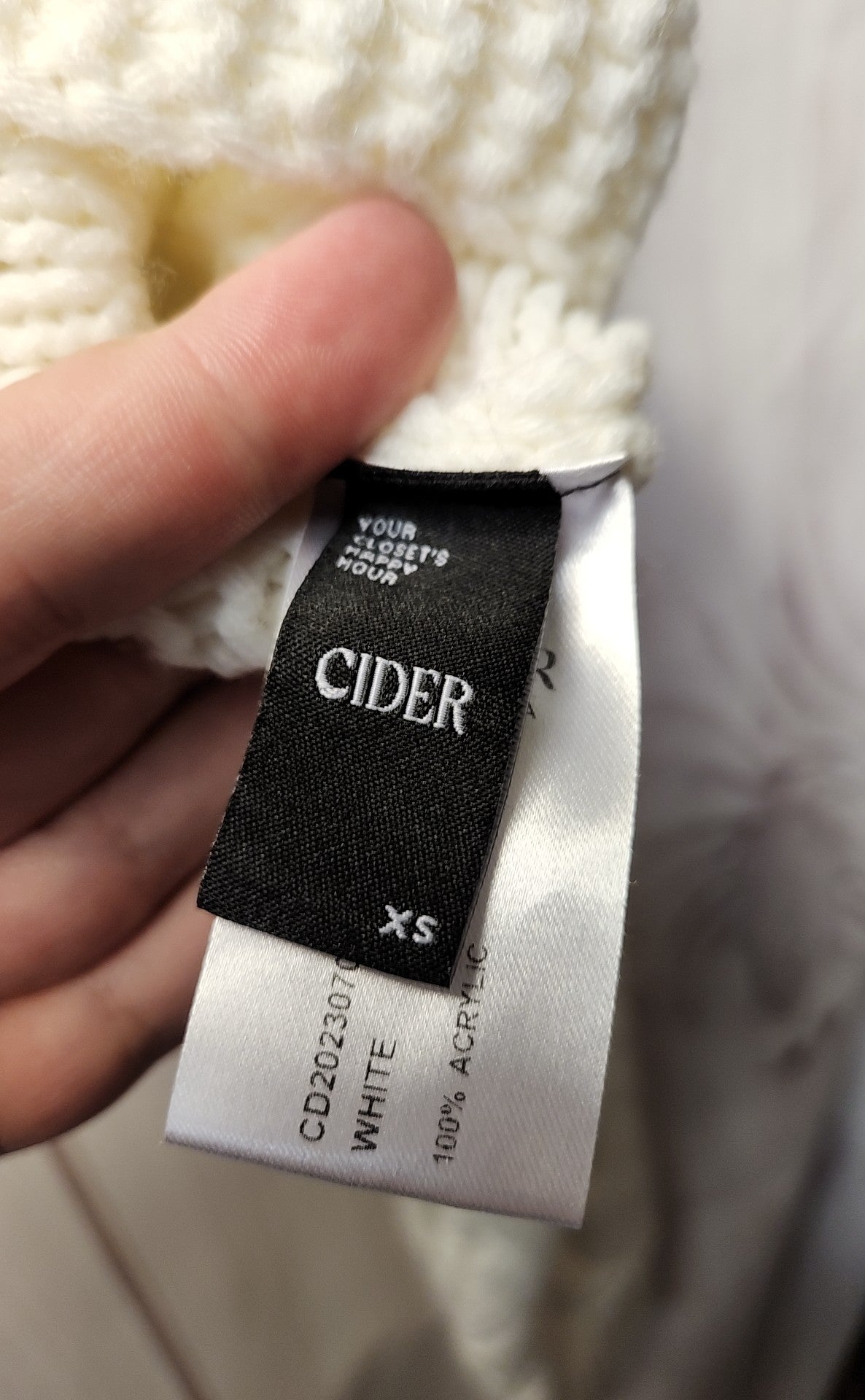 Cider Women's Size XS White Sweater
