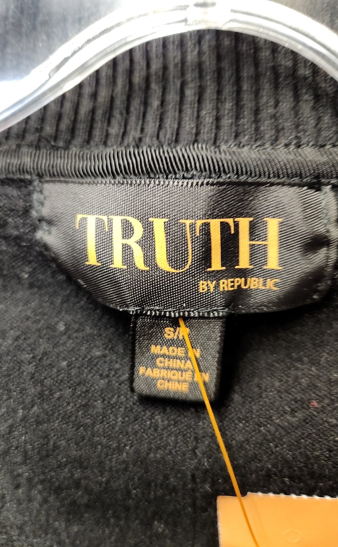 Truth Women's Size S Black Sweater