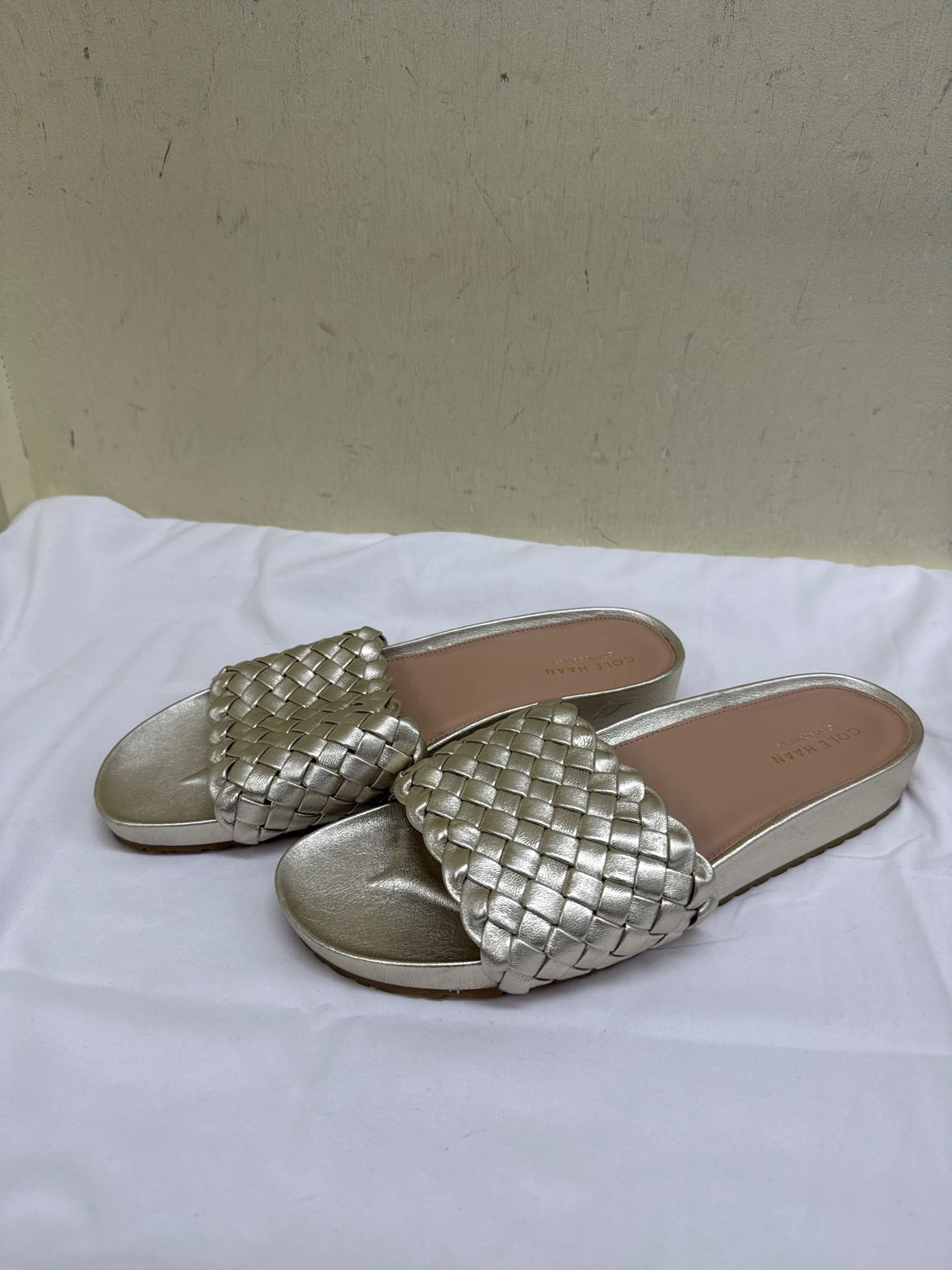 Cole Haan Women's Size 9-1/2 Gold Sandals