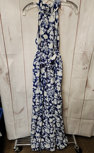 Floral Blooming Women's Size M Blue & White Floral Dress