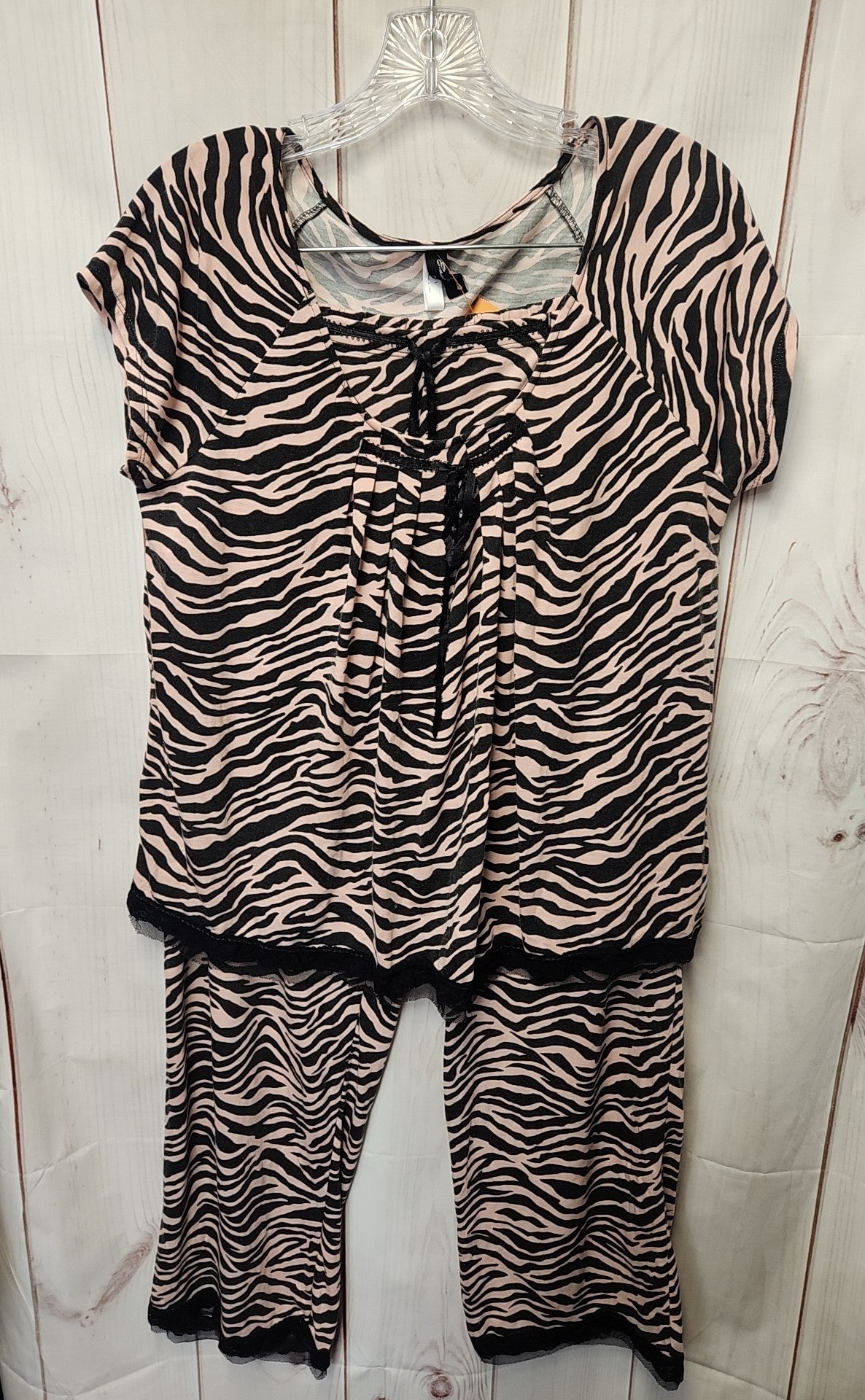 Essentials by A.B.S. Women's Size L Pink Animal Print Pajamas