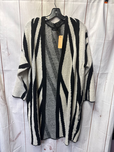 Galita Women's Size One Size Black & White Cardigan