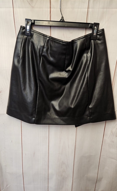 Divided Women's Size 12 Black Skirt