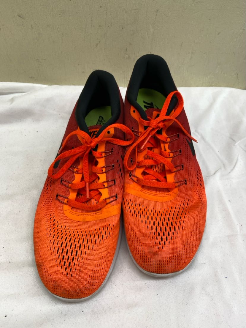 Nike Men's Size 9-1/2 Orange Sneakers